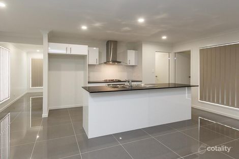 Property photo of 37 Edgeware Road Pimpama QLD 4209