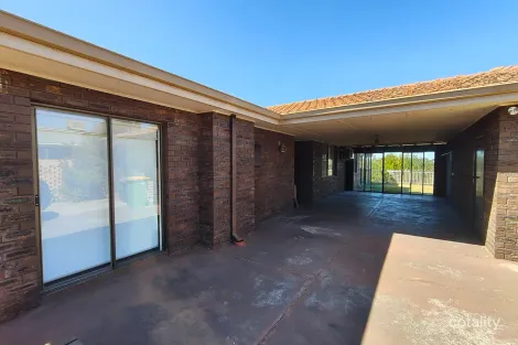 77 Pratt Rd, Eaton, WA 6232