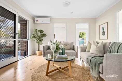 Property photo of 28 Grimwade Crescent Frankston VIC 3199