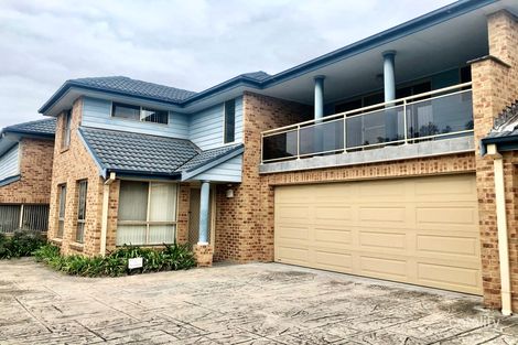 2/2 The Esplanade, Thirroul, NSW 2515