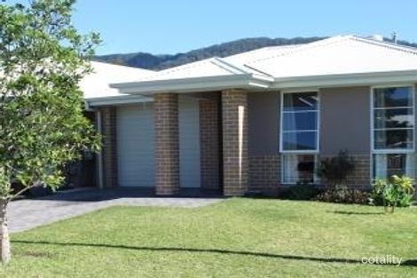 Property photo of 12 Samuel Close Thirroul NSW 2515