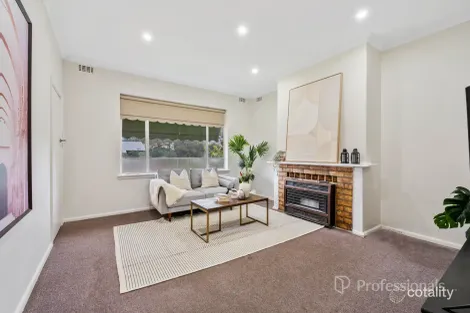Property photo of 18 Valerian Street Hampton VIC 3188