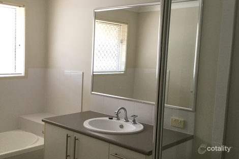 Property photo of 6 Baystone Place Raceview QLD 4305