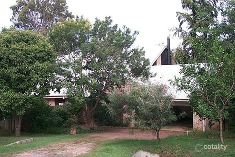 2-4 Bay St, Redland Bay, QLD 4165