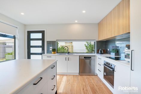 Property photo of 2/91 Parker Street Devonport TAS 7310