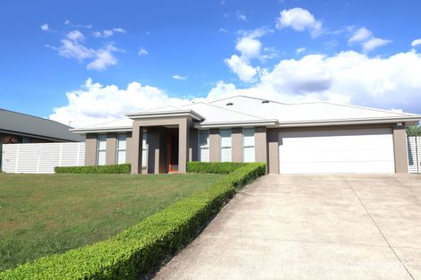 Property photo of 38 Westbourne Drive Llanarth NSW 2795
