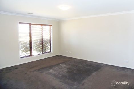Property photo of 40 Melfin Drive Hillside VIC 3037