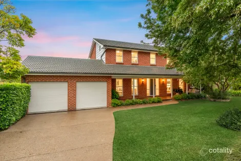 33 LOCKHART AVE, CASTLE HILL, NSW 2154