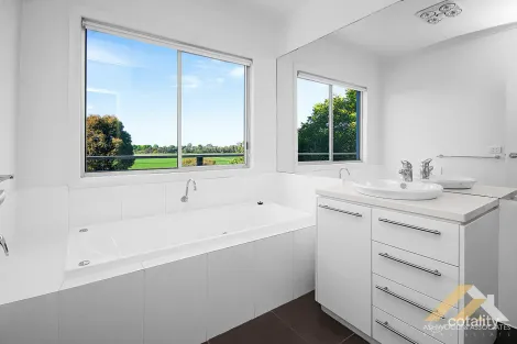 Property photo of 52 The Backwater Eastwood VIC 3875