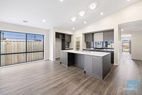 Property photo of 103 Walkside Boulevard Fraser Rise VIC 3336