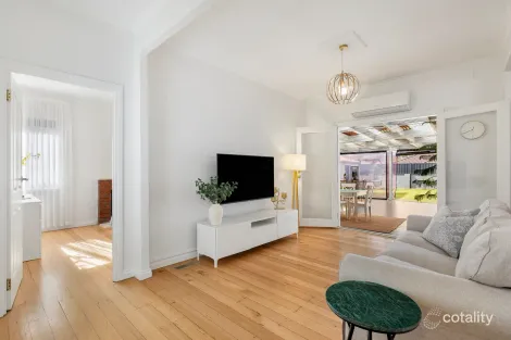 Property photo of 8 Simmonds Street Hughesdale VIC 3166