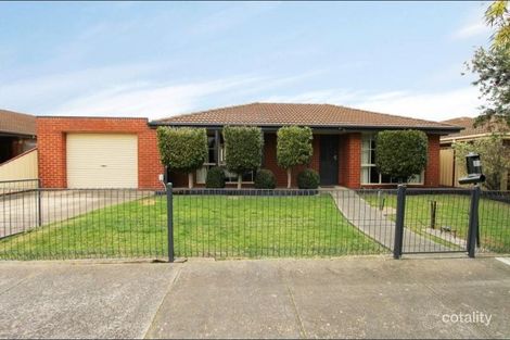 Property photo of 32 Kellaway Crescent Mill Park VIC 3082