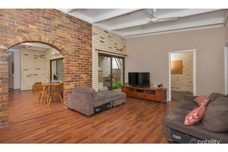 Property photo of 3 Wyola Close Riverhills QLD 4074