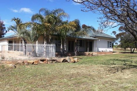 Property photo of 3929 Calingiri-Goomalling Road Karranadgin WA 6460