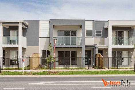 Property photo of 10 Nunkeri Court Clyde North VIC 3978