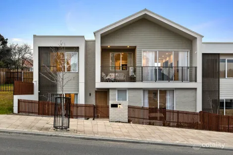 Property photo of 1 Goshawk Street Kingston TAS 7050