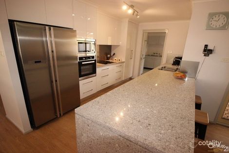 Property photo of 15 Peatmoss Drive Cameron Park NSW 2285