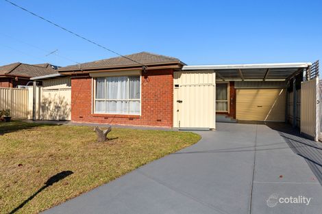 Property photo of 17 Clarice Close St Albans VIC 3021