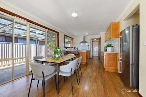 Property photo of 17 Clarice Close St Albans VIC 3021