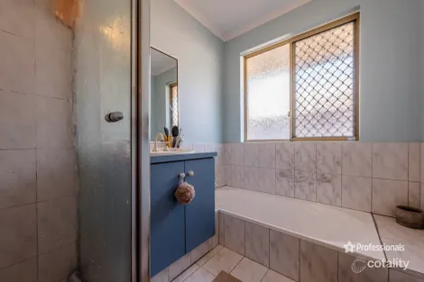 Property photo of 24 Foster Place Mount Tarcoola WA 6530