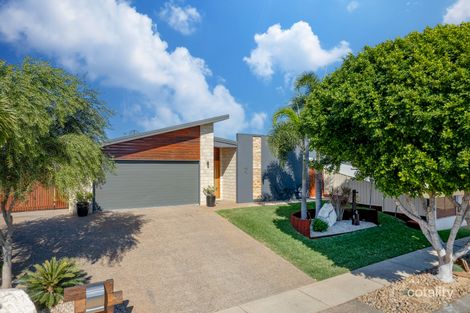 Property photo of 2 Canterbury Road Emerald QLD 4720