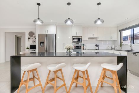 Property photo of 2 Canterbury Road Emerald QLD 4720