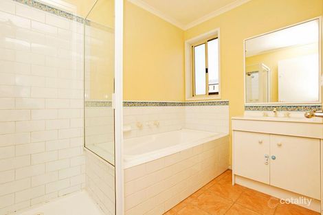 Property photo of 4 Chardonnay Place Hoppers Crossing VIC 3029