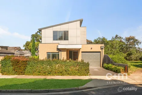 1/4 Gregory St, Oak Park, VIC 3046
