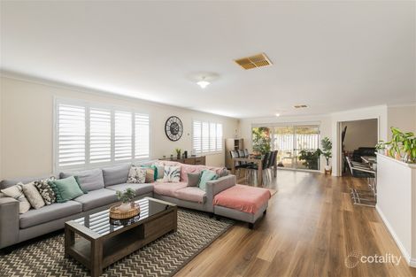 10 Yellowtail Rd, Shoalwater, WA 6169