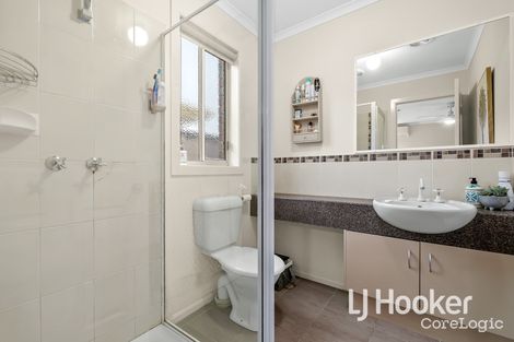 Property photo of 2 Arden Avenue Pakenham VIC 3810