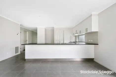 Property photo of 95 Hammersmith Circuit Traralgon VIC 3844