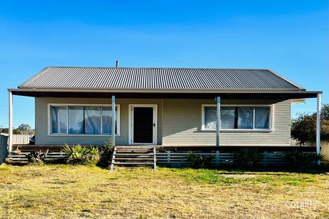 1 Oak Pl, Inverell, NSW 2360