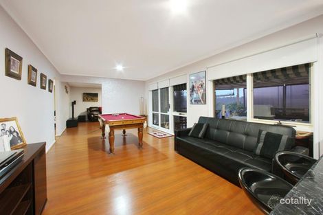 Property photo of 4 Heysen Close Rowville VIC 3178