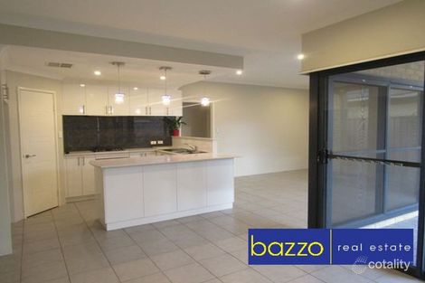 Property photo of 1/16 Paradise Quays Ballajura WA 6066