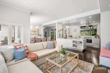 Property photo of 47 Knightsbridge Avenue Belrose NSW 2085