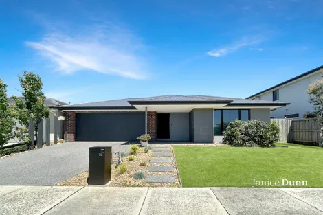 23 Dressage Dr, Cranbourne South, VIC 3977