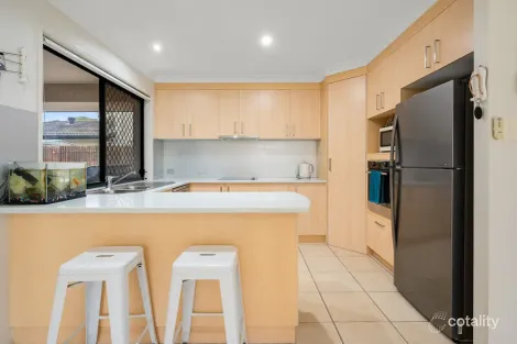 Property photo of 3 Pompano Court Mountain Creek QLD 4557