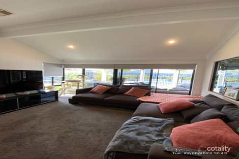 Property photo of 14 Ocean Shores Edge Connolly WA 6027