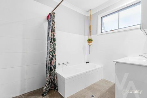 Property photo of 10 Lugar Street Kotara NSW 2289