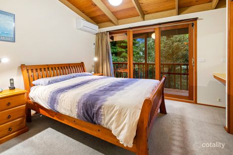 Property photo of 27 Banksia Square Somers VIC 3927