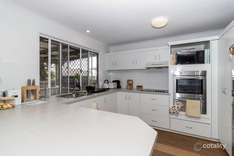 Property photo of 28 Hillcrest Avenue Scarness QLD 4655