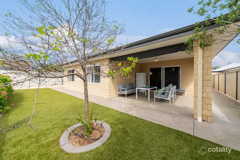 Property photo of 16 Eldorado Loop Meadow Springs WA 6210