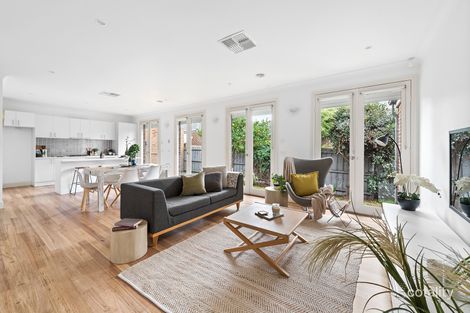 Property photo of 2/148 Boldrewood Parade Reservoir VIC 3073