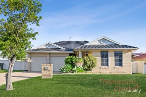 32 Galway Bay Dr, Ashtonfield, NSW 2323