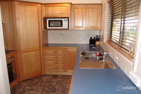 Property photo of 126 Gabo Crescent Sadleir NSW 2168
