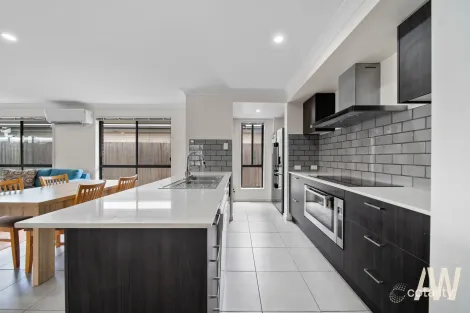 Property photo of 31 Madeleine Street Nirimba QLD 4551