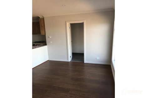 Property photo of 2/3 Malachite Drive Tarneit VIC 3029