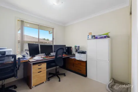 Property photo of 71 Gordon Crescent Wakerley QLD 4154