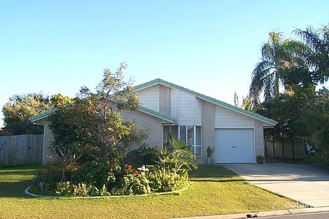 5 Chiltern Pl, Sandstone Point, QLD 4511