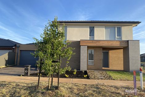 2 Stevenage Dr, Strathtulloh, VIC 3338